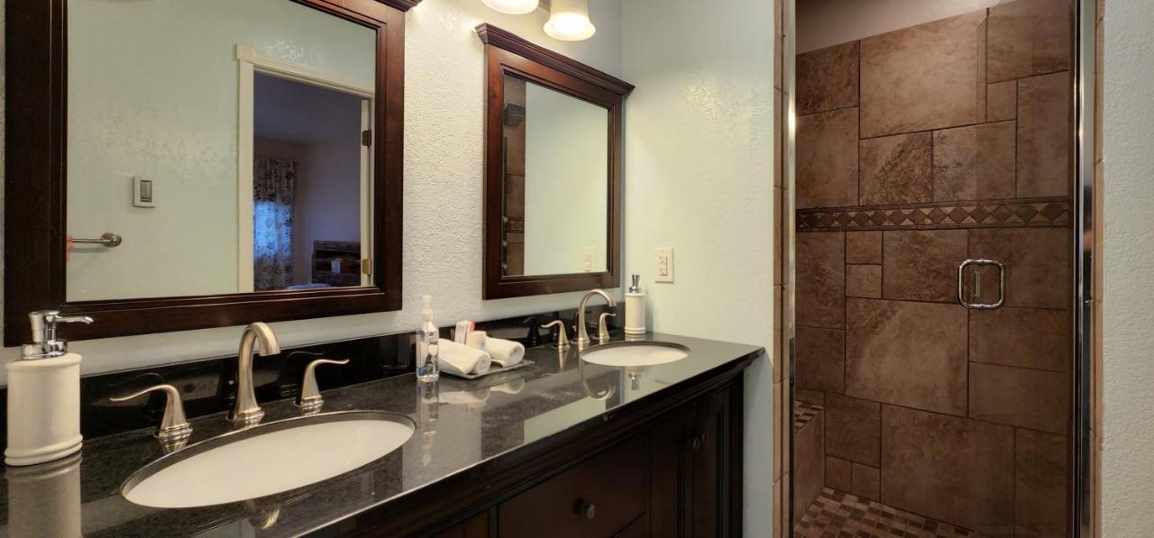 Trinity Escapes - Two Bedroom Two Bathroom Full Apartment Near Airport Anchorage Eksteriør bilde